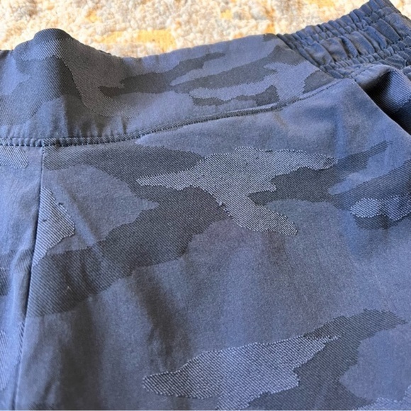 ATHLETA Brooklyn Textured Joggers Blue‎ Camo Size 10 - Picture 5 of 10